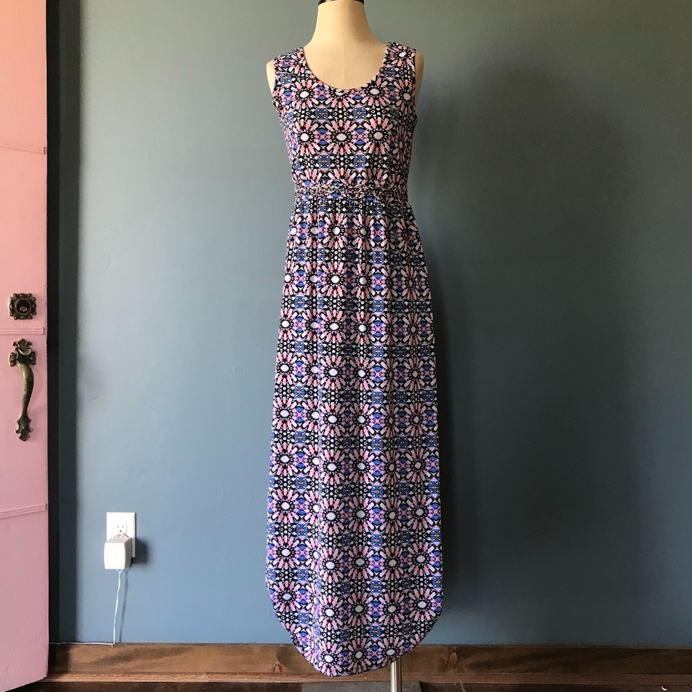 Xhiliration Floral Dress Cutout Detail Waist